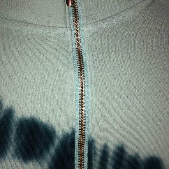 CUTE TIE DIE QUARTERZIP - Picture 2 of 2
